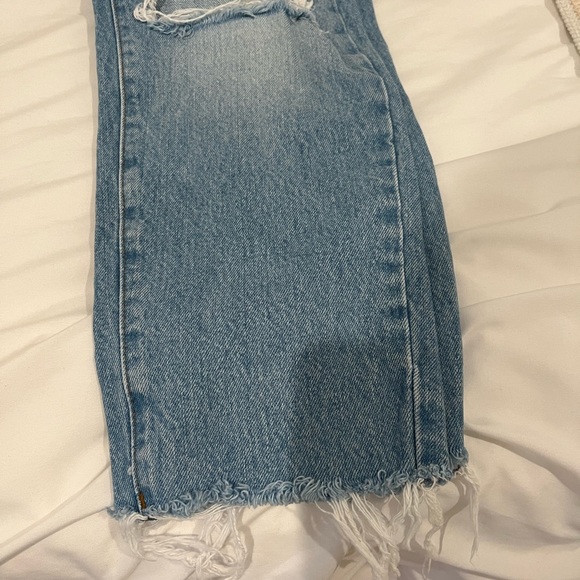 Women’s BDG Slim Straight Jeans - Picture 3 of 4